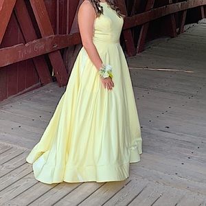 Sherri Hill Prom Dress